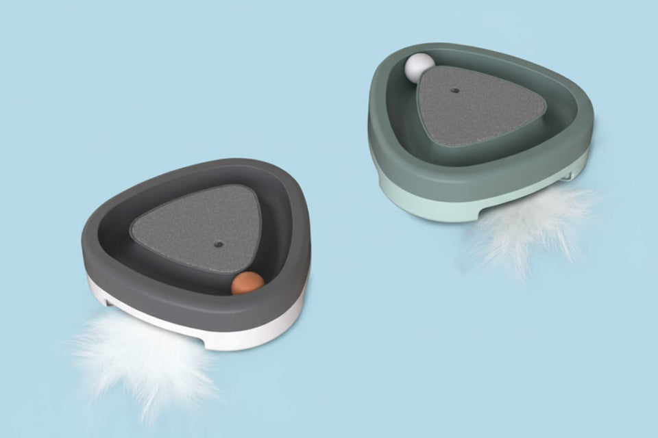 Gray and green electric triangle cat toys with feathers and rolling balls